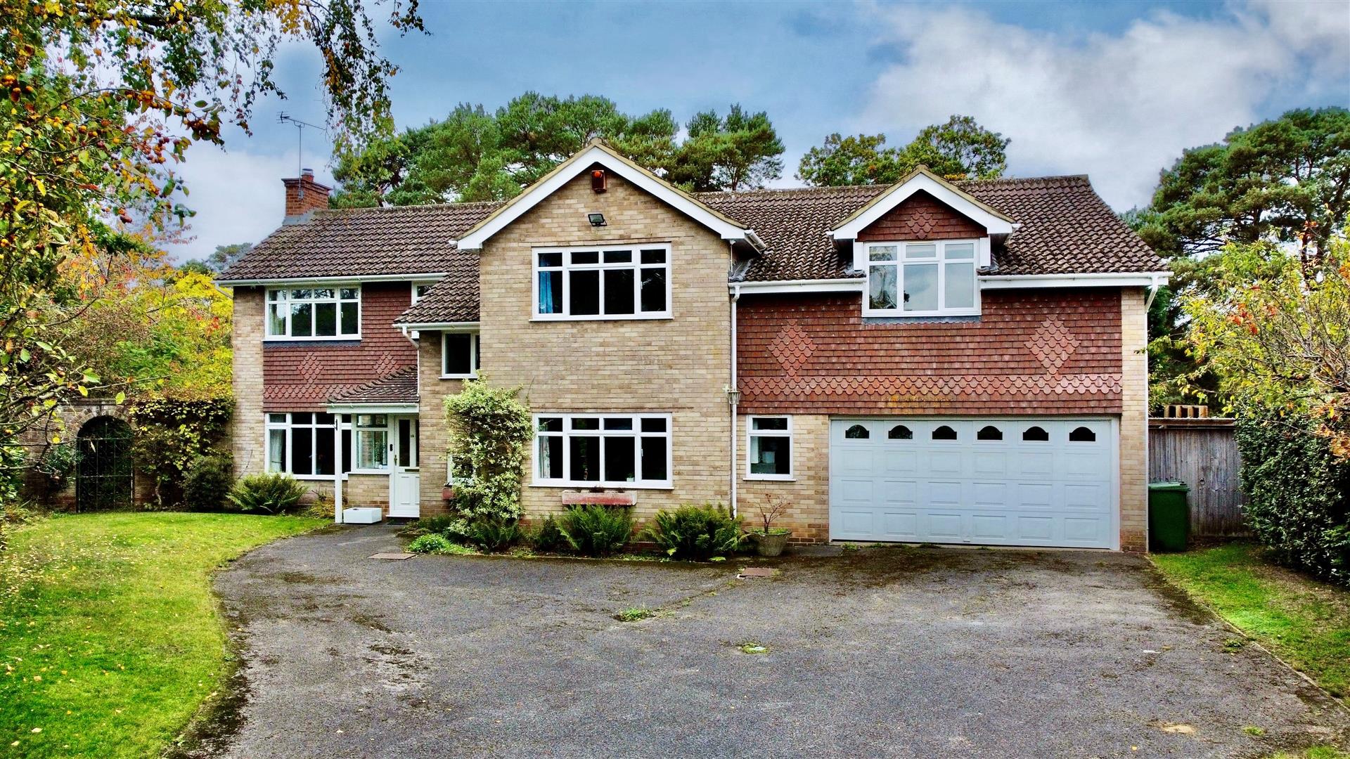 Walkers Ridge, Camberley, Surrey